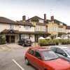 Отель Premier Inn Bagshot, фото 4