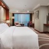 Отель Chongqing Empark Grand Hotel, фото 6