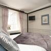 Отель Medieval Town House - Walled Garden Sleeps 8, фото 5
