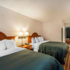 Отель Quality Inn & Suites At Tropicana Field, фото 6