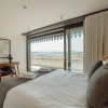 Отель Downtown Penthouse With River View, фото 6