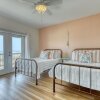 Отель Salty Seahorse - Waterfront! Pet Friendly! Game Room, Pool Table, Beautiful Views - Room For The Who, фото 10