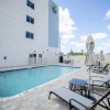 Отель Holiday Inn Express & Suites Tampa Stadium – Airport Area, an IHG Hotel, фото 15