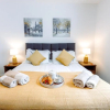 Отель Chute House 4 bed house private garden city center, фото 11
