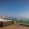 Отель Stunning sea view hot tube posh BLUE SKY APARTMENT, фото 19
