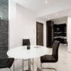 Отель Monochrome style 1bdrm Apt close to city center, фото 10