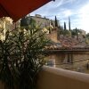 Отель Historic Town House in Centre Vaison, Stone Throw Away From Pont Romain, фото 20