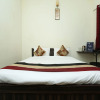 Отель OYO 12220 Krishnavi INN, фото 4