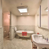 Отель Spacious Luxury Retreat w/ Private Hot Tub & Pool!, фото 9