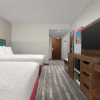 Отель Hampton Inn & Suites Durham University Medical Center, фото 15