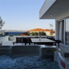 Отель Exclusive Seafront Suites with hot tub, фото 20