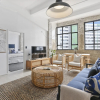 Отель Luxurious bohemian apt in Britomart, фото 2