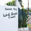 Отель Sunset Strip West Acadia Court, фото 1