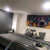 Отель Bahia 79 Apartasuites Cerca al Centro, фото 1