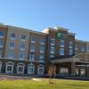 Отель Holiday Inn Express Hotel & Suites Albany, an IHG Hotel, фото 1