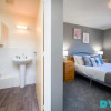 Отель Harrowby House - DYZYN Living - Pet Friendly & Secured Parking - B2B Long Stay, фото 5