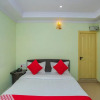 Отель OYO 25121 Bns Lodge, фото 17