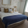 Отель 5 Bedrooms/sleeps 10-12/free Wifi & Parking/garden, фото 30