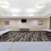 Отель La Quinta Inn & Suites by Wyndham Luling, фото 7