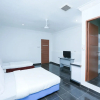 Отель OYO 44112 Darvel Bay Travelodge, фото 6