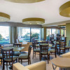 Отель La Quinta Inn & Suites by Wyndham Oakland Airport Coliseum, фото 17