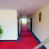 Отель Yixing Business Hostel, фото 1