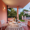 Отель Regina Beach Villa by the Beach in Marina di Piet, фото 38