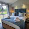 Отель Hollicarrs - Lilypad Lodge, фото 29