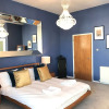 Отель A Large, Beautifully Styled Home in Brighton Sleeps12, фото 3