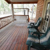 Отель Jennings - Three Bedroom Cabin, фото 10