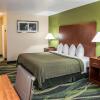 Отель Quality Inn & Suites South Bend Airport, фото 7