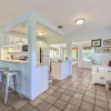 Отель Florida Retreat with pool Sleeps 14, фото 3