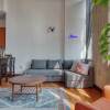Отель Sosuite Tandem 2BR Apts w. W/d, Gym, On-site Bar, фото 5
