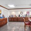 Отель Econo Lodge, фото 14