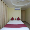 Отель OYO 12860 Hotel Red Leaf, фото 16