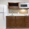 Отель WoodSpring Suites Indianapolis Airport South, фото 5