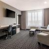 Отель Comfort Inn & Suites, фото 13