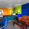 Отель Econo Lodge Inn & Suites, фото 42