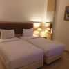 Отель OYO 666 D' Grande Hotel Batam, фото 6