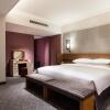 Отель Courtyard by Marriott Shin-Osaka Station, фото 3