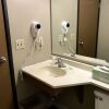 Отель Quincy Inn and Suites, фото 9