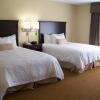 Отель Hampton Inn & Suites Rogers в Роджерсе