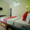 Отель OYO 11691 Hotel Neelakurinji, фото 3