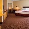 Отель SureStay Plus Hotel by Best Western Syracuse Airport, фото 4