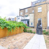 Отель Gorgeous, Newly Renovated 1 Bedroom in Balham With Garden, фото 18