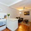Отель Super 1 Bedroom Pad in New Farm, фото 4