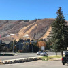 Отель K B M Resorts- Cbi-104 Upgraded 1bd, Wood Fireplace, Full Kitchen, Wifi, Walk to Slopes!, фото 9