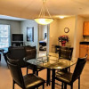 Отель Bright 2BR U/G parking LRT&Transit 1Min Walk, фото 11