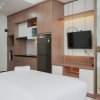 Отель Comfort And Cozy Stay Studio Room Apartment At B Residence, фото 3