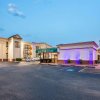 Отель Days Inn by Wyndham Hampton Near Coliseum Convention Center в Хэмптоне